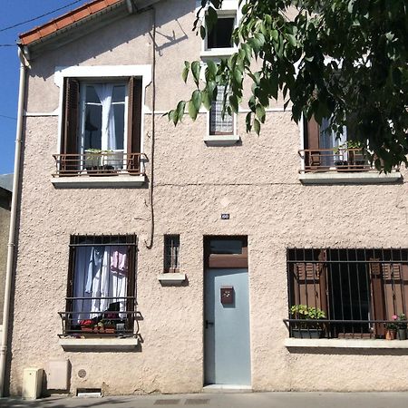 Rose Apartment Вилжуиф Екстериор снимка
